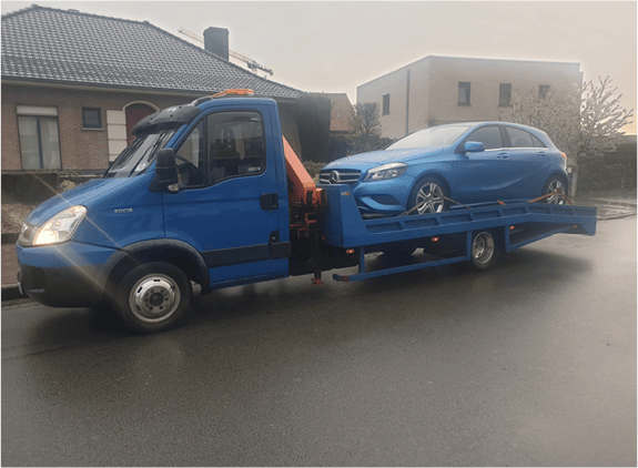 Blauwe tweedehandswagen